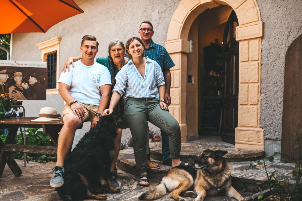 Kultur Weingut Kaestenburg ราทช์ อัน ดาร์ ไวน์ชตรัดเซอ ภายนอก รูปภาพ